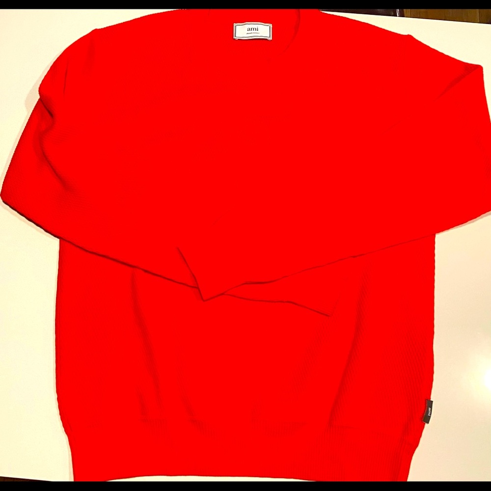 AMI PARIS - ALEXANDRE MATTIUSSI 
Red knitted jumper / Sweater 
Size S.